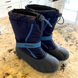 Sorel Flurry Weather Resistant Snow Boot Size 7